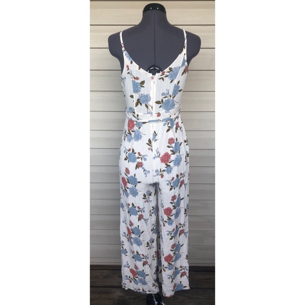 AMERICAN EAGLE Cream Floral Jumpsuit - Picture 4 of 8